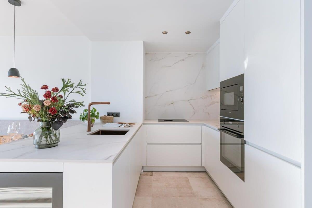 Stunning And Modern Apartment With Sunny Balcony Knokke-Heist Eksteriør bilde