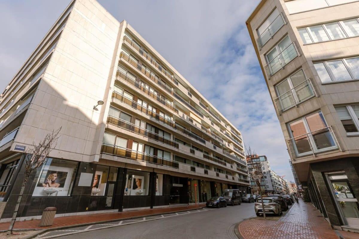 Stunning And Modern Apartment With Sunny Balcony Knokke-Heist Eksteriør bilde