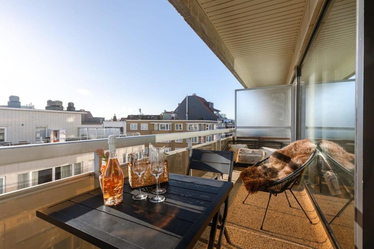 Stunning And Modern Apartment With Sunny Balcony Knokke-Heist Eksteriør bilde